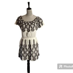 Devlin Dress Embroidered Eyelet Bohemian Whimsical Romantic Womens SZ S